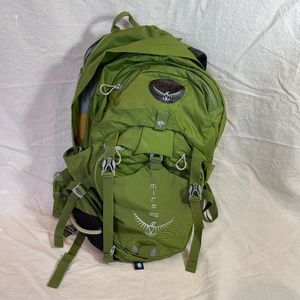 Osprey Mira 26 w/ 3.0L Hydration Pack - Woman's - Green